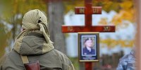 Вербовщики. Они берут на войну даже детей